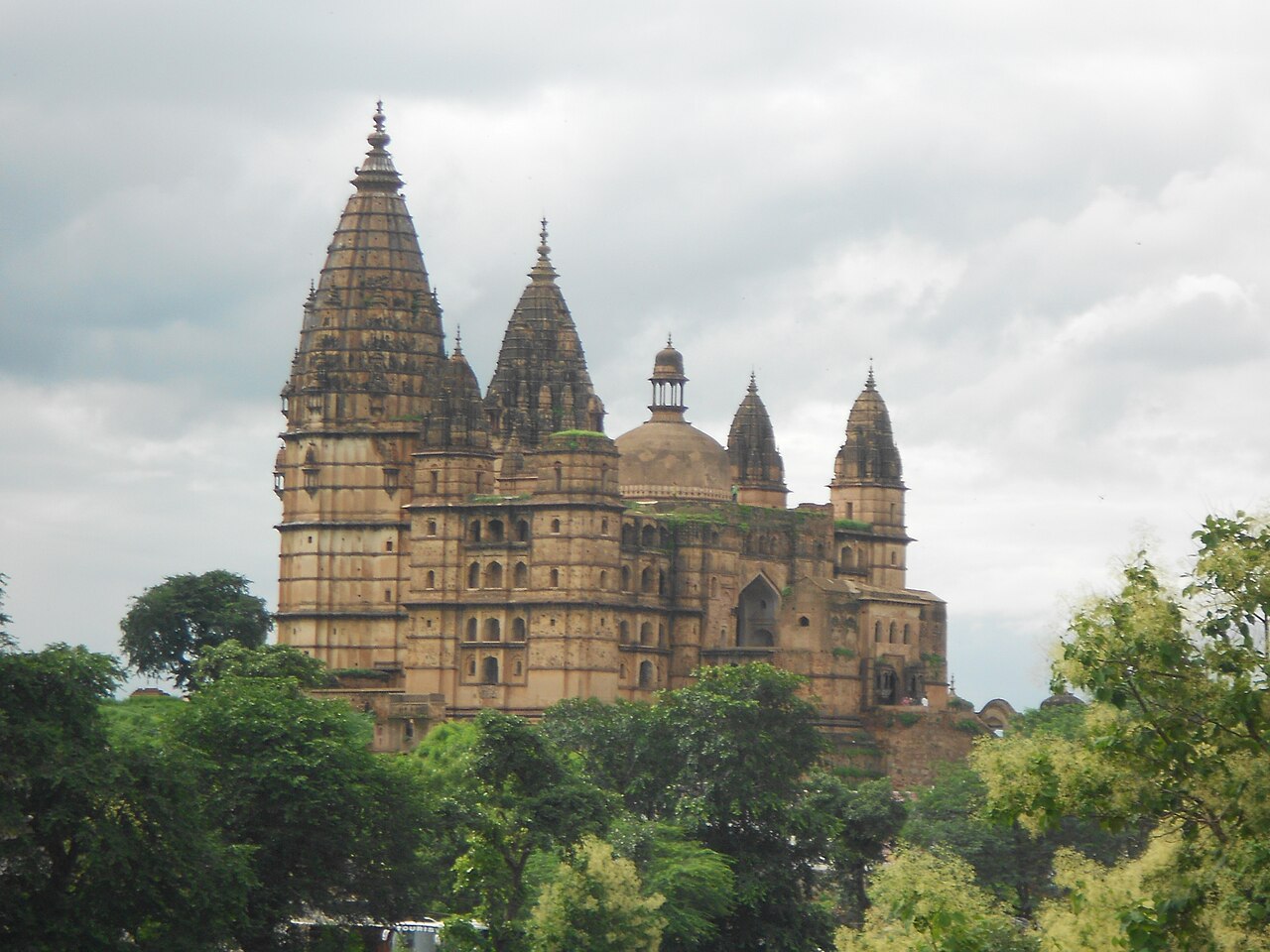 Khajuraho Orchha Tour Package from Kerala — 3N / 4D tour package