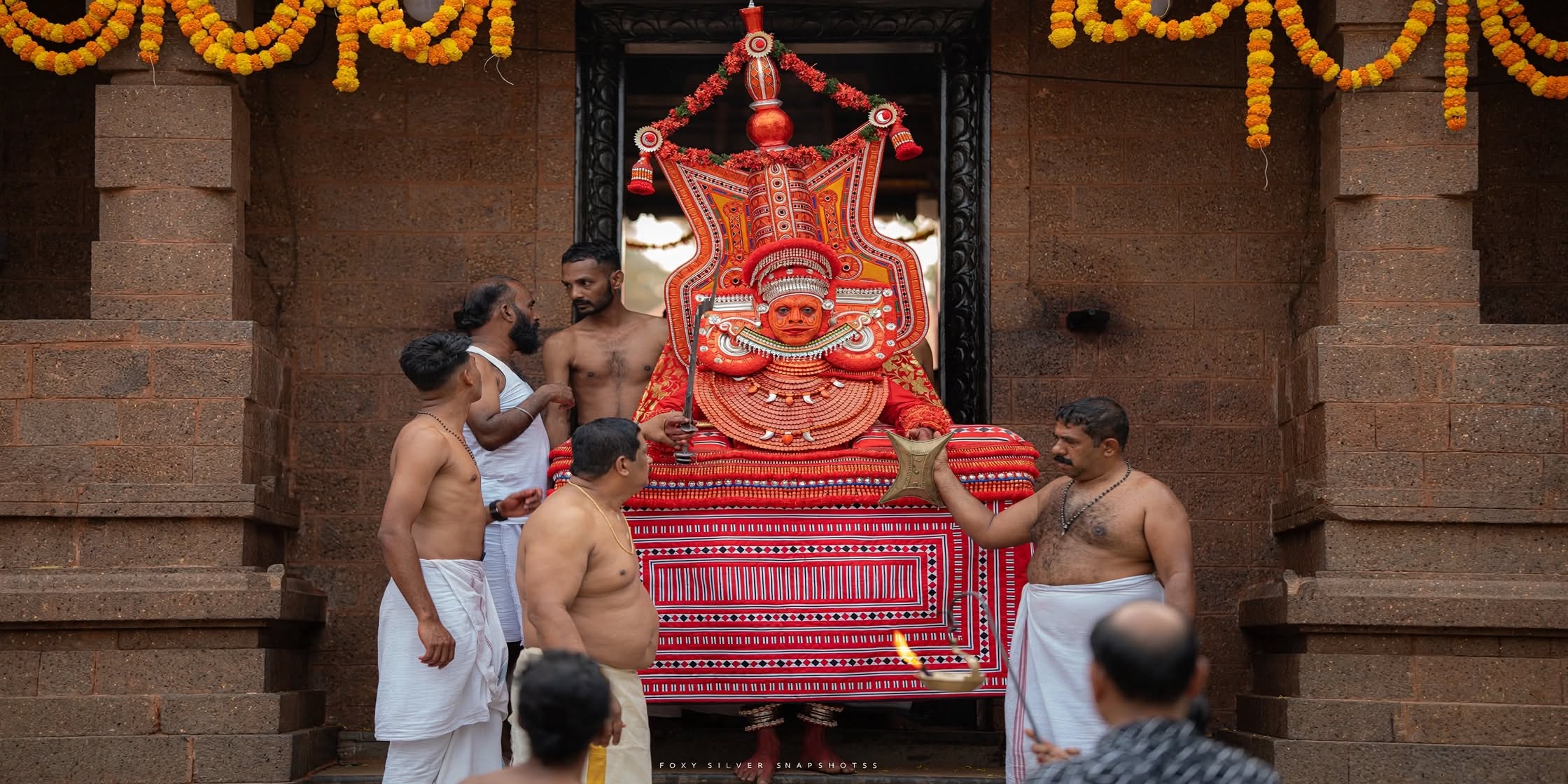 Cover image for Andalur Kavu Kaliyattam 2026: Dates, Best Time & Travel Tips